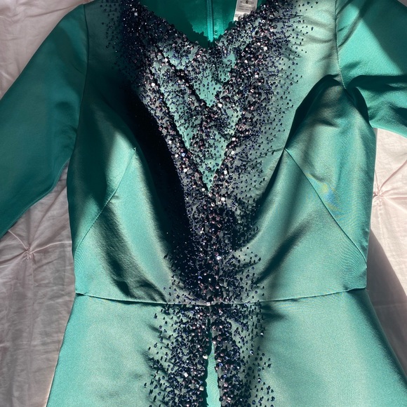 Pamella Roland Couture Blue Embellished Crystal Evening Gown 0-2 - Picture 13 of 13